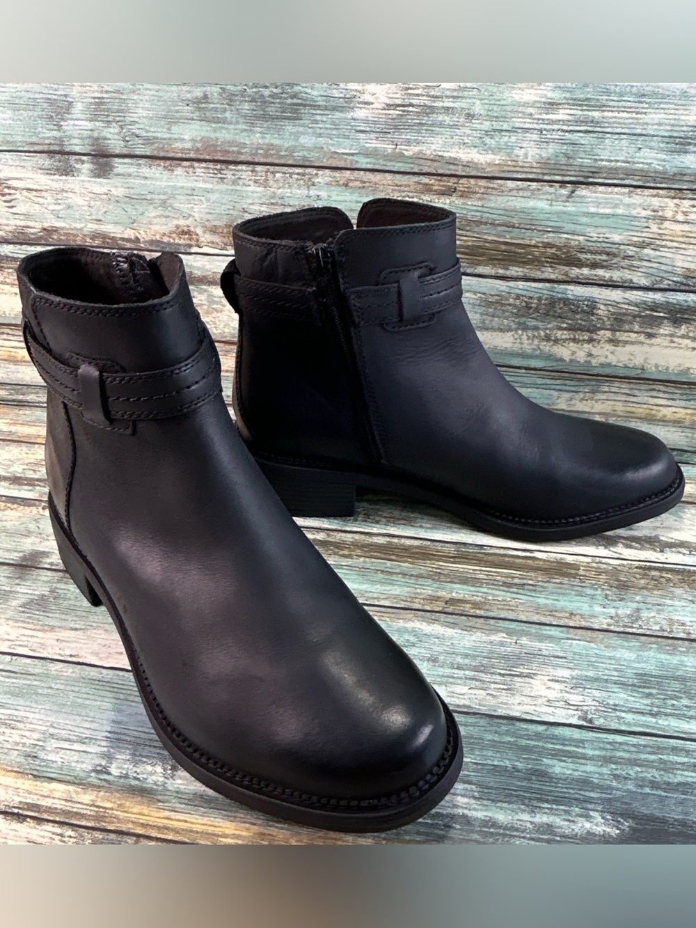 CLARKS Ankle Boot Size 10 Comfort Block Heel Flat Zip Dress Casual Black Leather